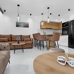 Apartament Luxury Nikolina With Garage