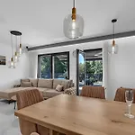 Apartament Luxury Nikolina With Garage Tučepi