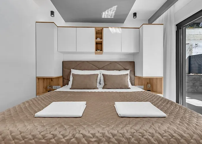 Apartamento Luxury Nikolina With Garage Tučepi