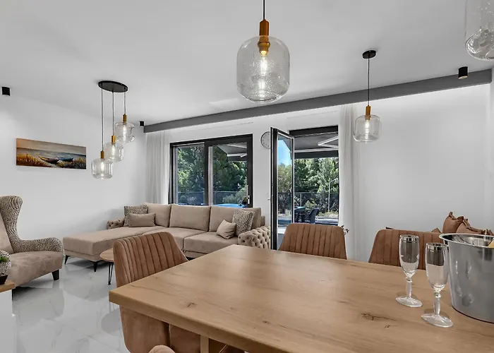 Apartamento Luxury Nikolina With Garage Tučepi