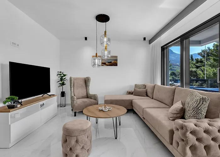 Luxury Nikolina With Garage *