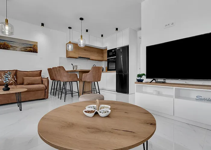 Luxury Nikolina With Garage Apartamento