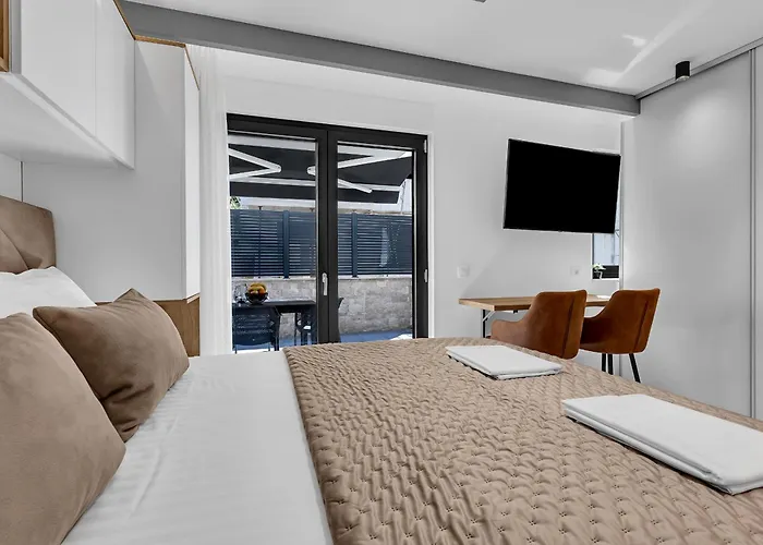 Apartamento Luxury Nikolina With Garage *